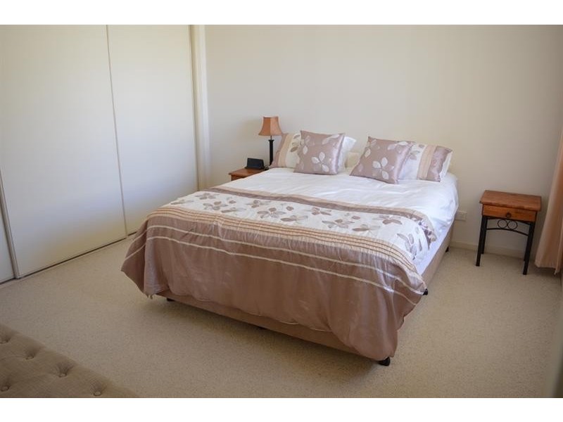 73 Park Ave, Yamba NSW 2464