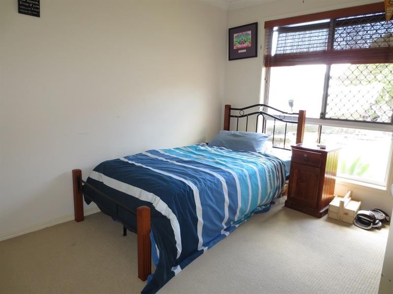 5 Newport Island Cct, Yamba NSW 2464