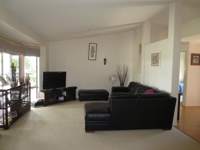 5 Newport Island Cct, Yamba NSW 2464