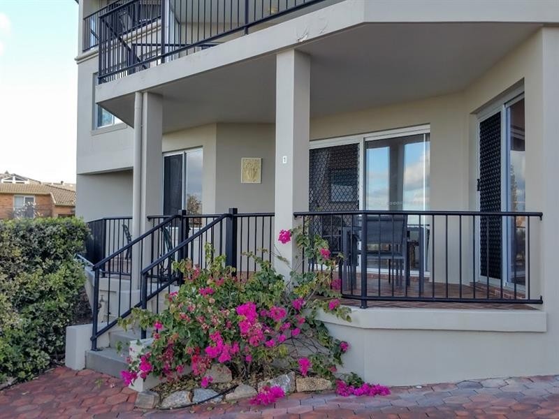 1/1 Pippi St, Yamba NSW 2464