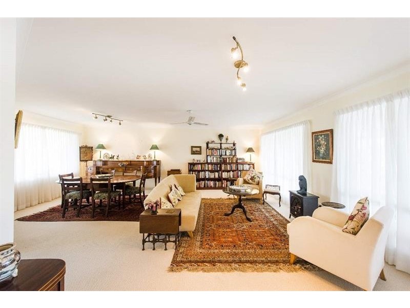 32 Westringia Pl, Yamba NSW 2464