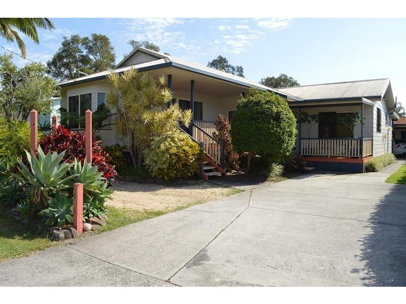 101 Yamba Rd, Yamba NSW 2464