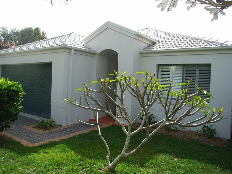 13 Beachside Way, Yamba NSW 2464
