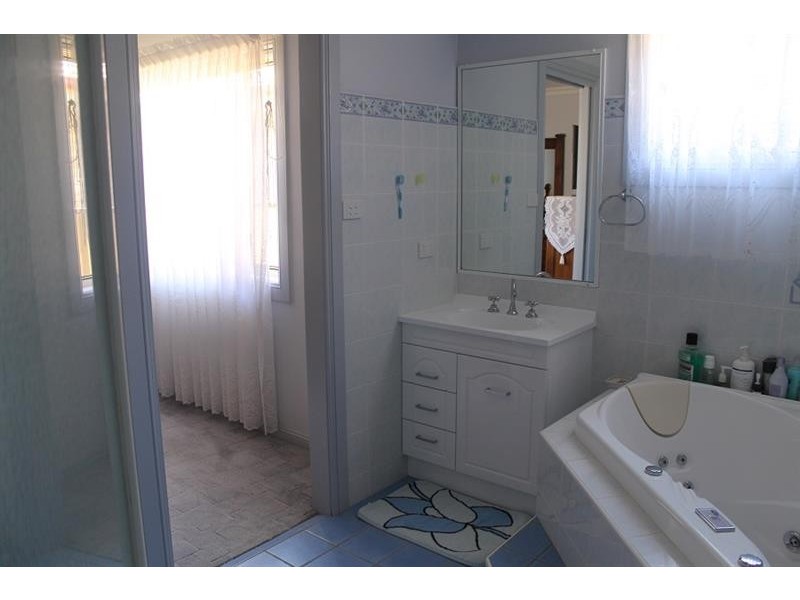 44 Park Ave, Yamba NSW 2464