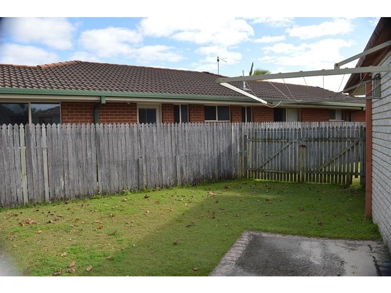7 Plover Cl, Yamba NSW 2464