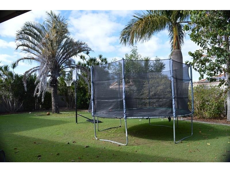 7 Plover Cl, Yamba NSW 2464