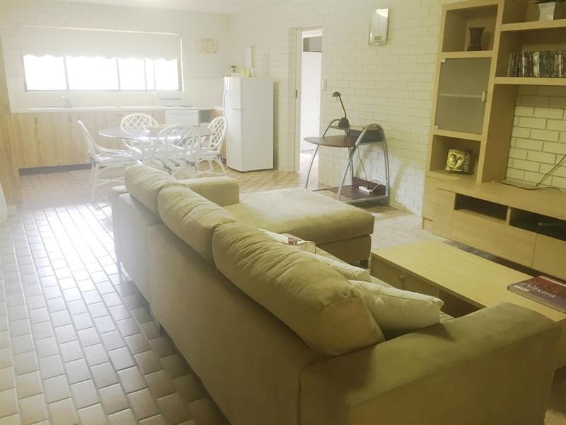 2/27 Loxton Ave, Iluka NSW 2466