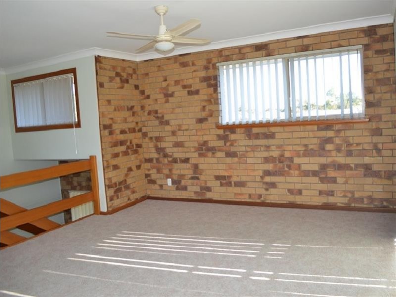 2/40 Acacia Cct, Yamba NSW 2464