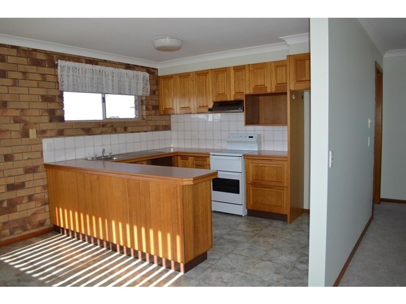 2/40 Acacia Cct, Yamba NSW 2464