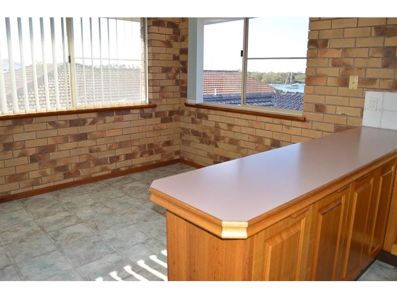 2/40 Acacia Cct, Yamba NSW 2464