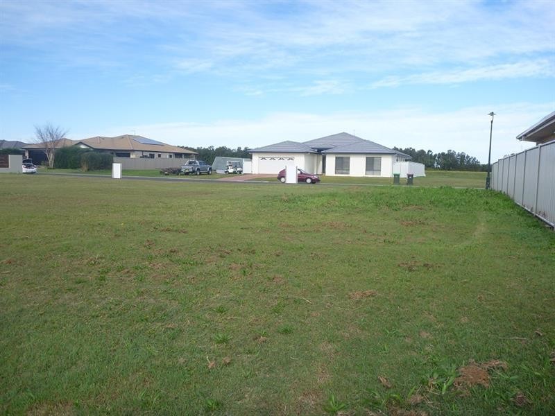 20 Taine Ct, Yamba NSW 2464