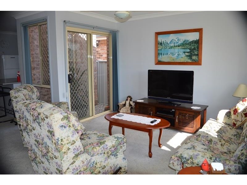 33 Lady Nelson Pl, Yamba NSW 2464