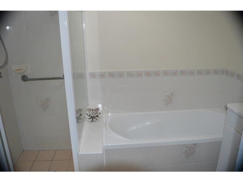 33 Lady Nelson Pl, Yamba NSW 2464