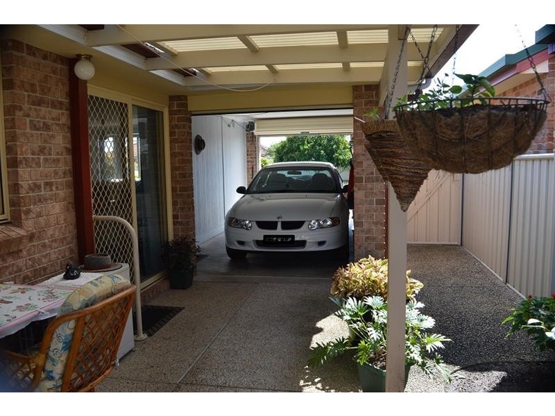 33 Lady Nelson Pl, Yamba NSW 2464