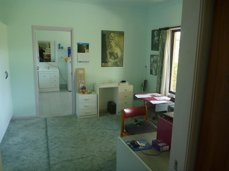 6 King Parrot Pde, Gulmarrad NSW 2463