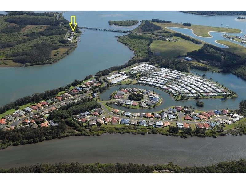 9 Oyster Channel Rd, Yamba NSW 2464