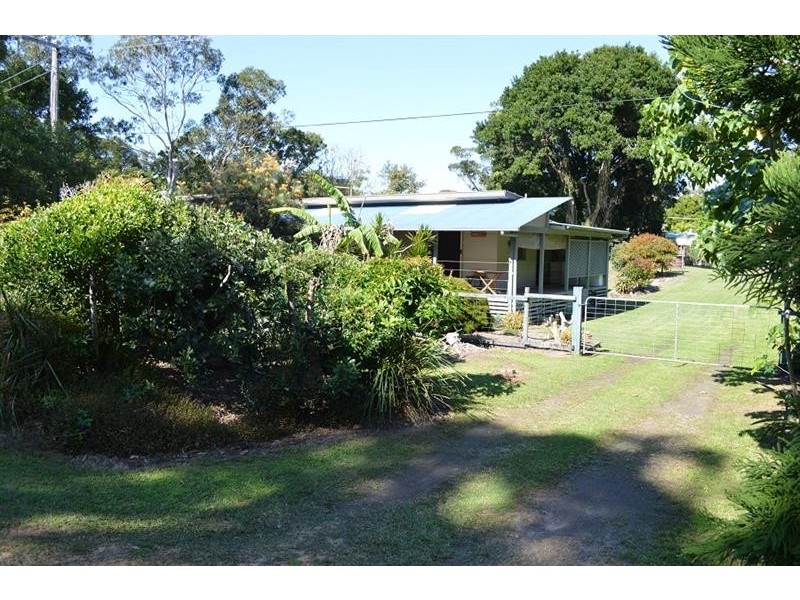 42 Long St, Iluka NSW 2466