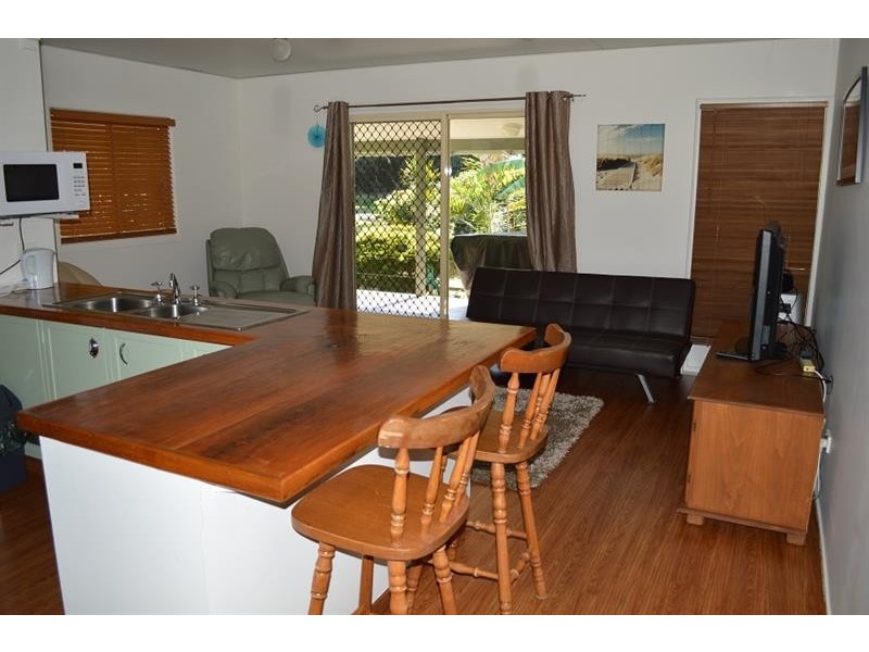 42 Long St, Iluka NSW 2466