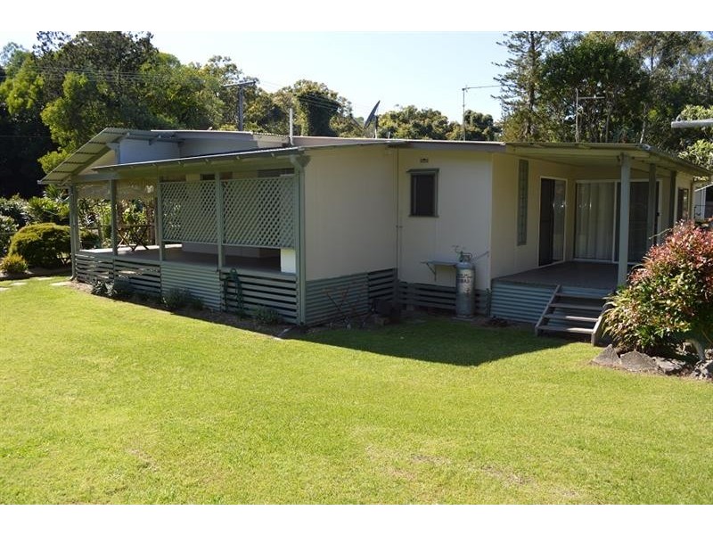 42 Long St, Iluka NSW 2466