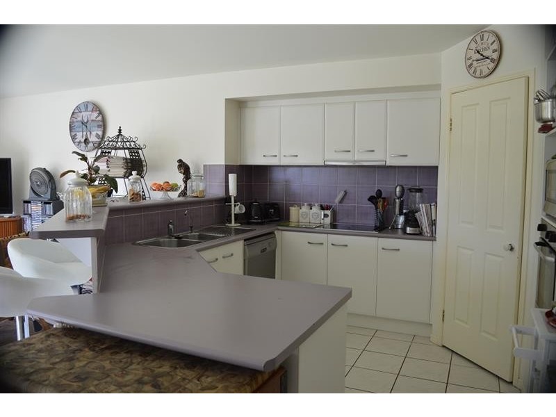 30 Bayview Dr, Yamba NSW 2464