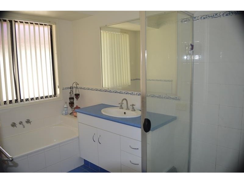 30 Bayview Dr, Yamba NSW 2464
