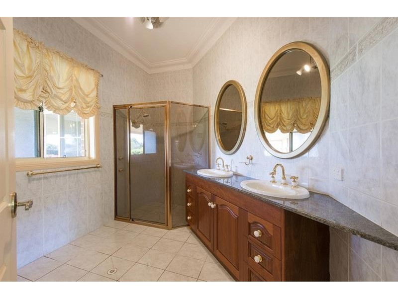 74 Mcconnells Lane, Palmers Island NSW 2463