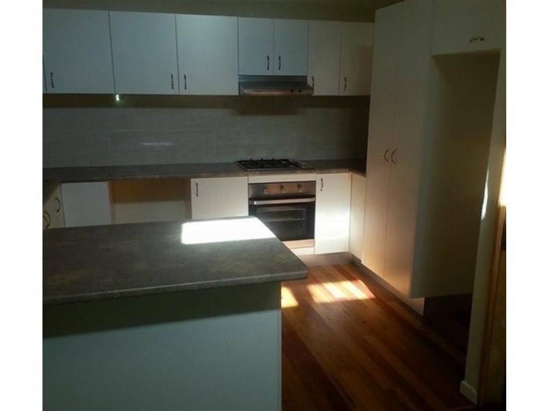30 Young St, Wooloweyah NSW 2464