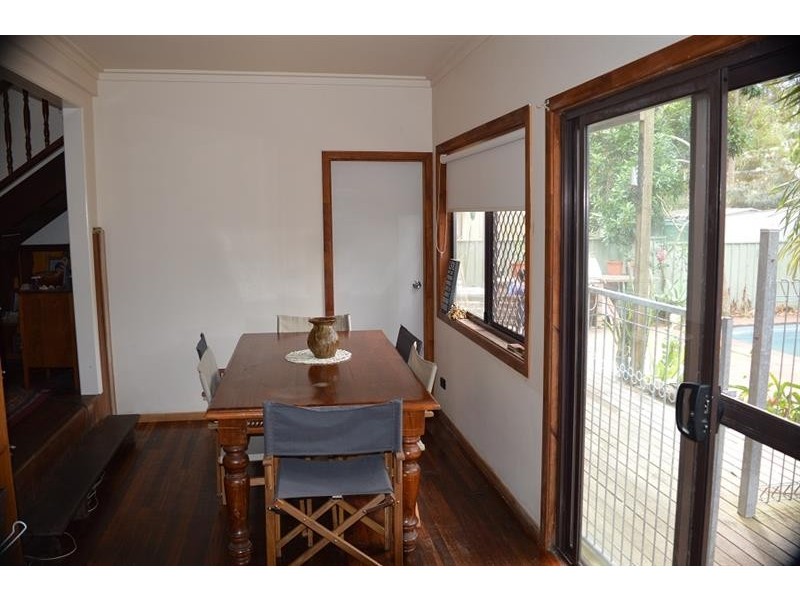 30 Young St, Wooloweyah NSW 2464