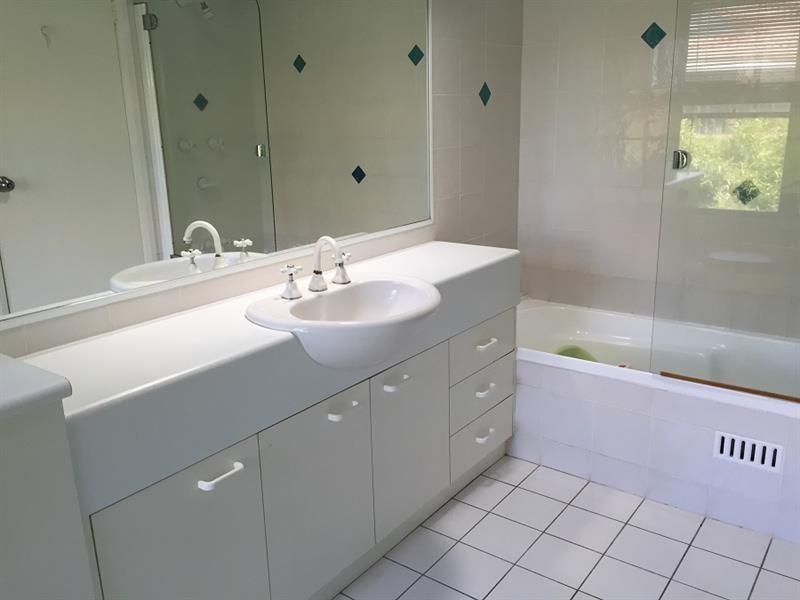 54 Palm Tce, Yamba NSW 2464