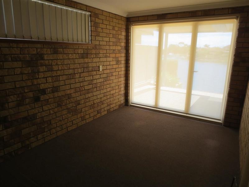 1/40 Acacia Cct, Yamba NSW 2464
