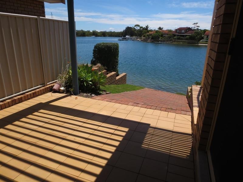 1/40 Acacia Cct, Yamba NSW 2464