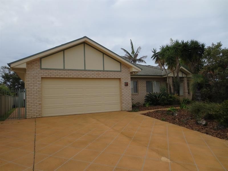 25 Heron Ct, Yamba NSW 2464