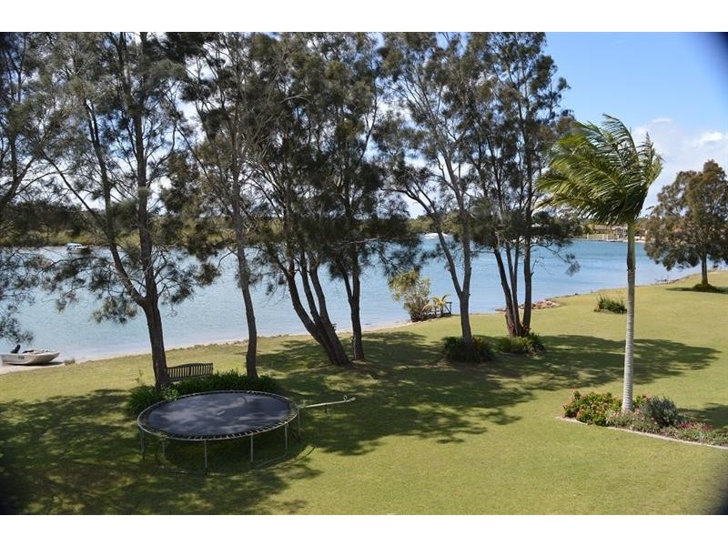 26 Palm Tce, Yamba NSW 2464