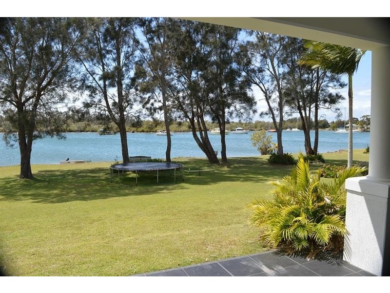 26 Palm Tce, Yamba NSW 2464