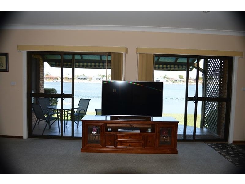 29 Melaleuca Dr, Yamba NSW 2464