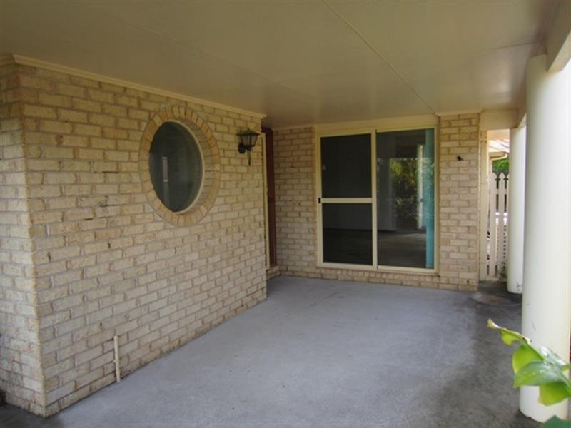 30 Palm Tce, Yamba NSW 2464