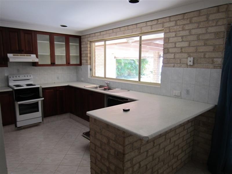 30 Palm Tce, Yamba NSW 2464