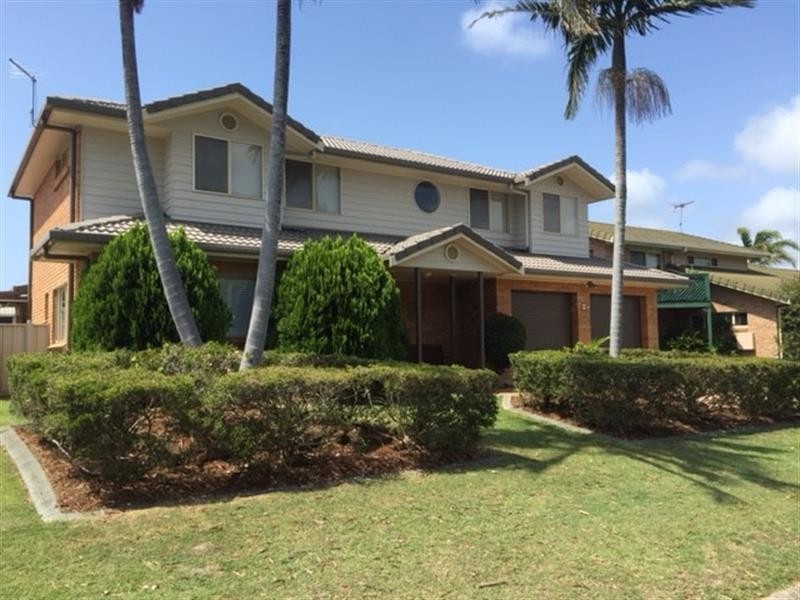 4 The Link -, Yamba NSW 2464