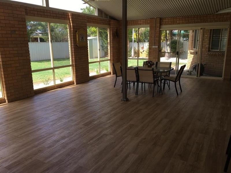 4 The Link -, Yamba NSW 2464