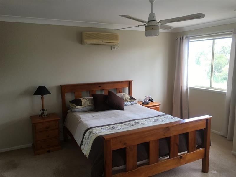 4 The Link -, Yamba NSW 2464