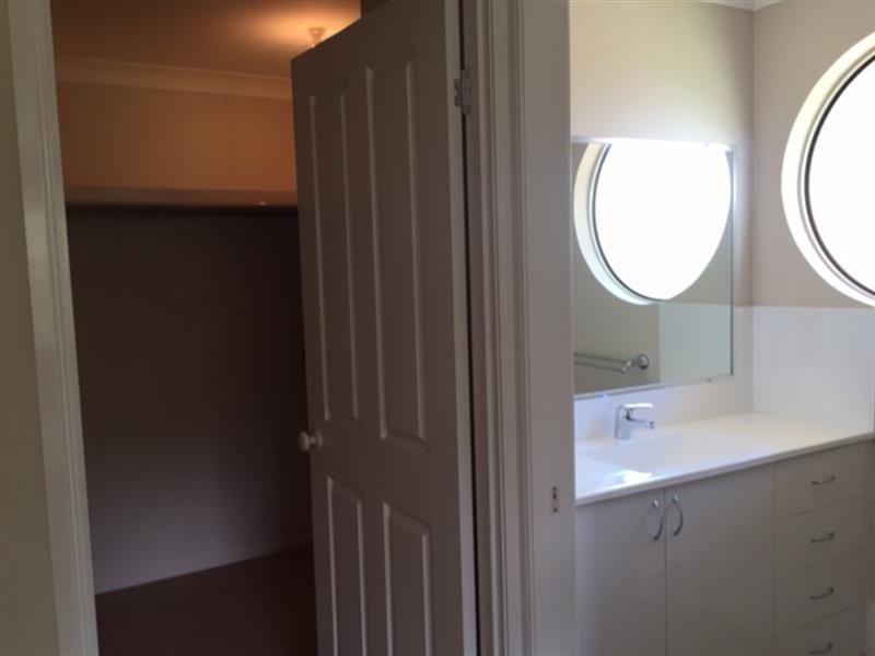 4 The Link -, Yamba NSW 2464