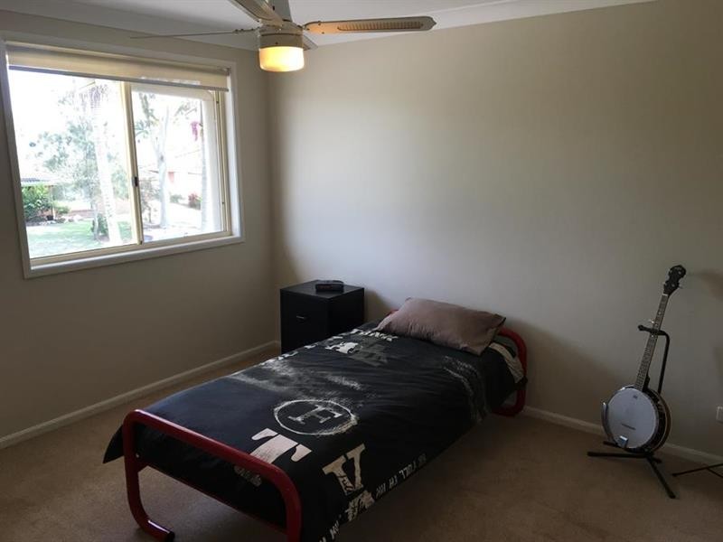 4 The Link -, Yamba NSW 2464