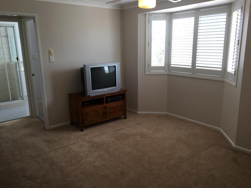 4 The Link -, Yamba NSW 2464