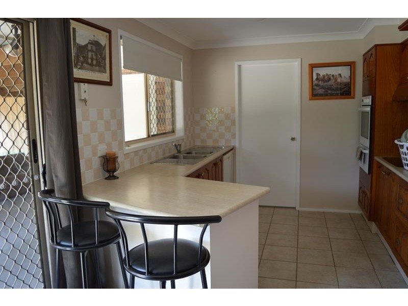 4 Osprey Dr, Yamba NSW 2464