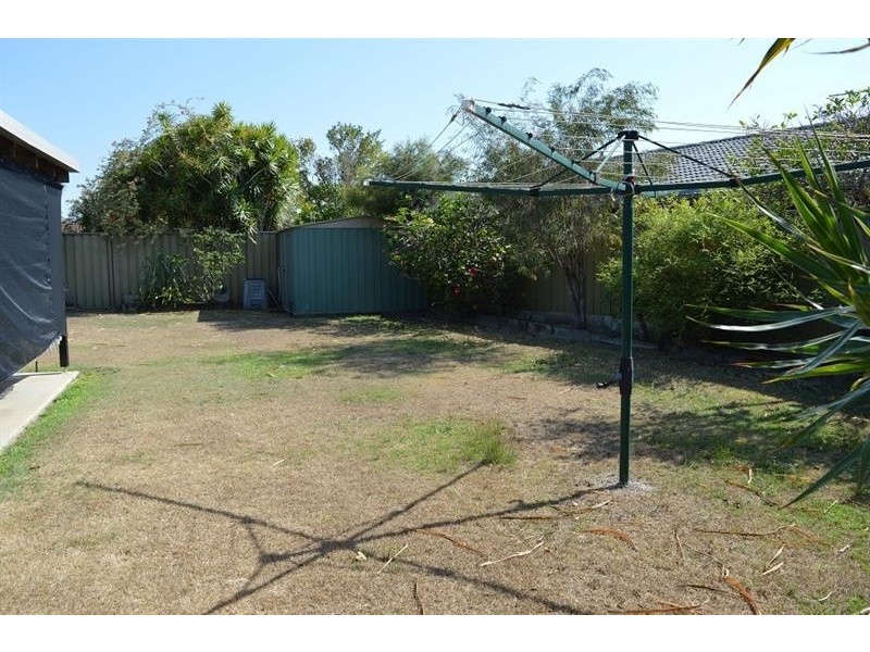 4 Osprey Dr, Yamba NSW 2464