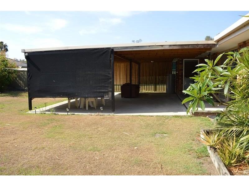 4 Osprey Dr, Yamba NSW 2464