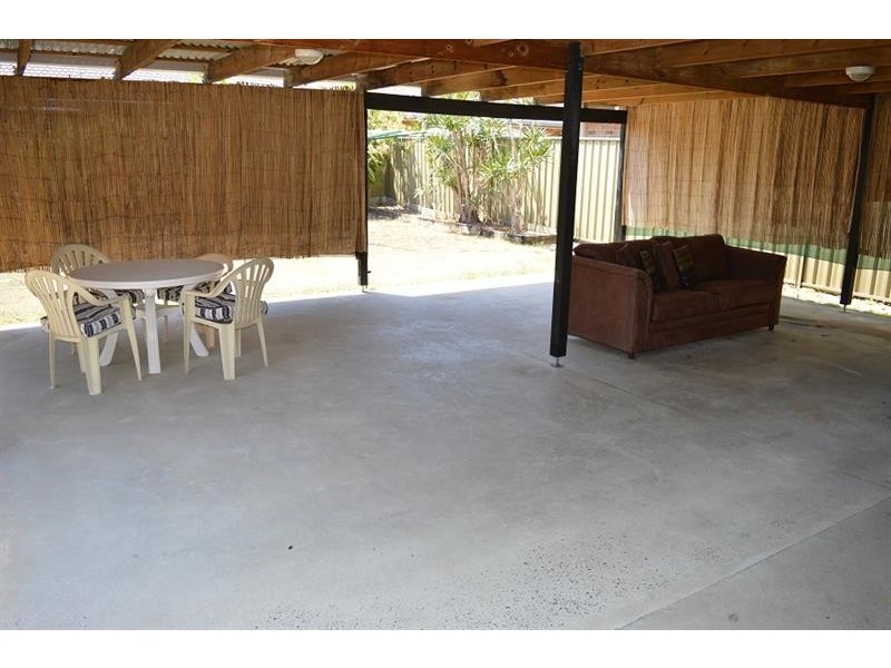 4 Osprey Dr, Yamba NSW 2464