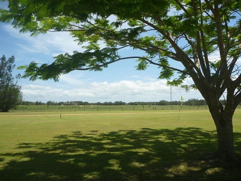 60 Micalo Rd, Micalo Island NSW 2464