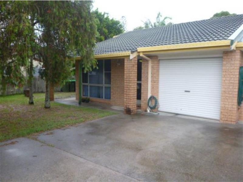 3/9 Hemingway Pl, Iluka NSW 2466