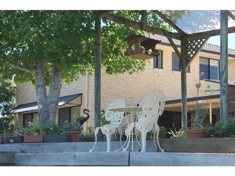 6 Arakoon Ct, Yamba NSW 2464